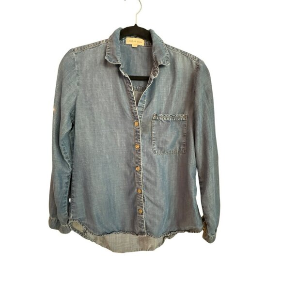 cloth & stone Tops - Cloth & Stone XS Blue Tencel Button-Down Denim Shirt Lightweight Pocket